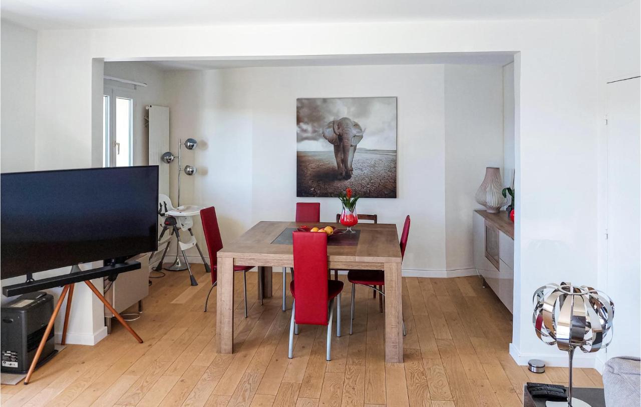 Awesome Apartment In Triel-Sur-Seine With Kitchen Dış mekan fotoğraf